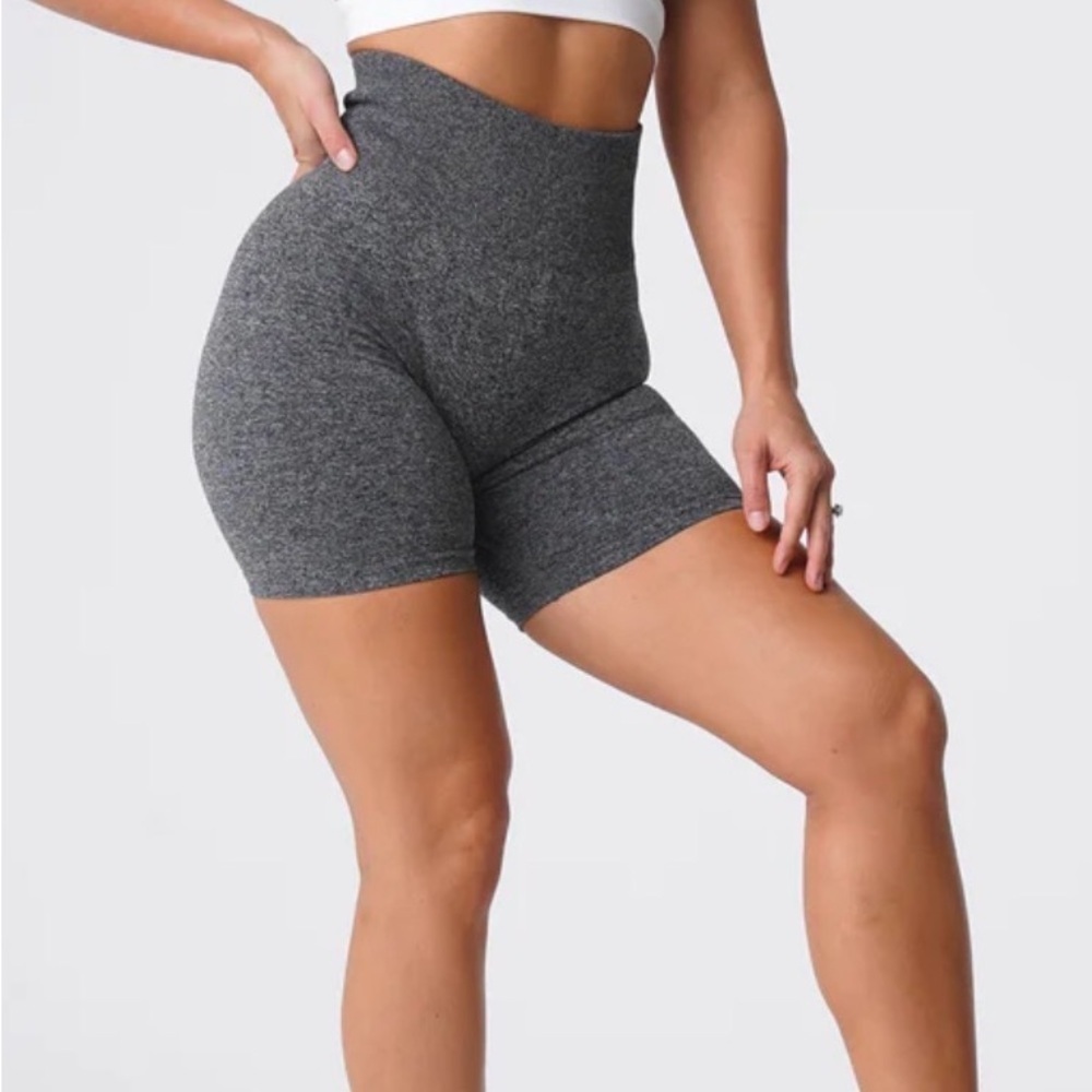 Nvgtn seamless shorts size small